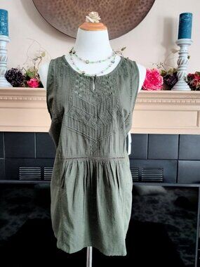 Indigo GNW Boho Sleeveless Top L Embroidered Gathered Olive Green Woven & Knit
